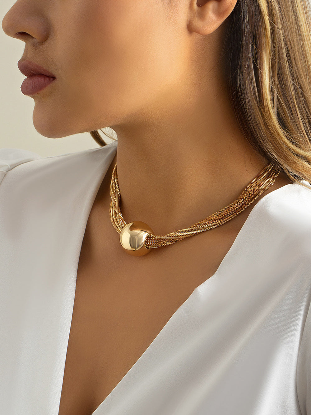 Arvessa | Multi-Layer Chain Necklace with Central Sphere