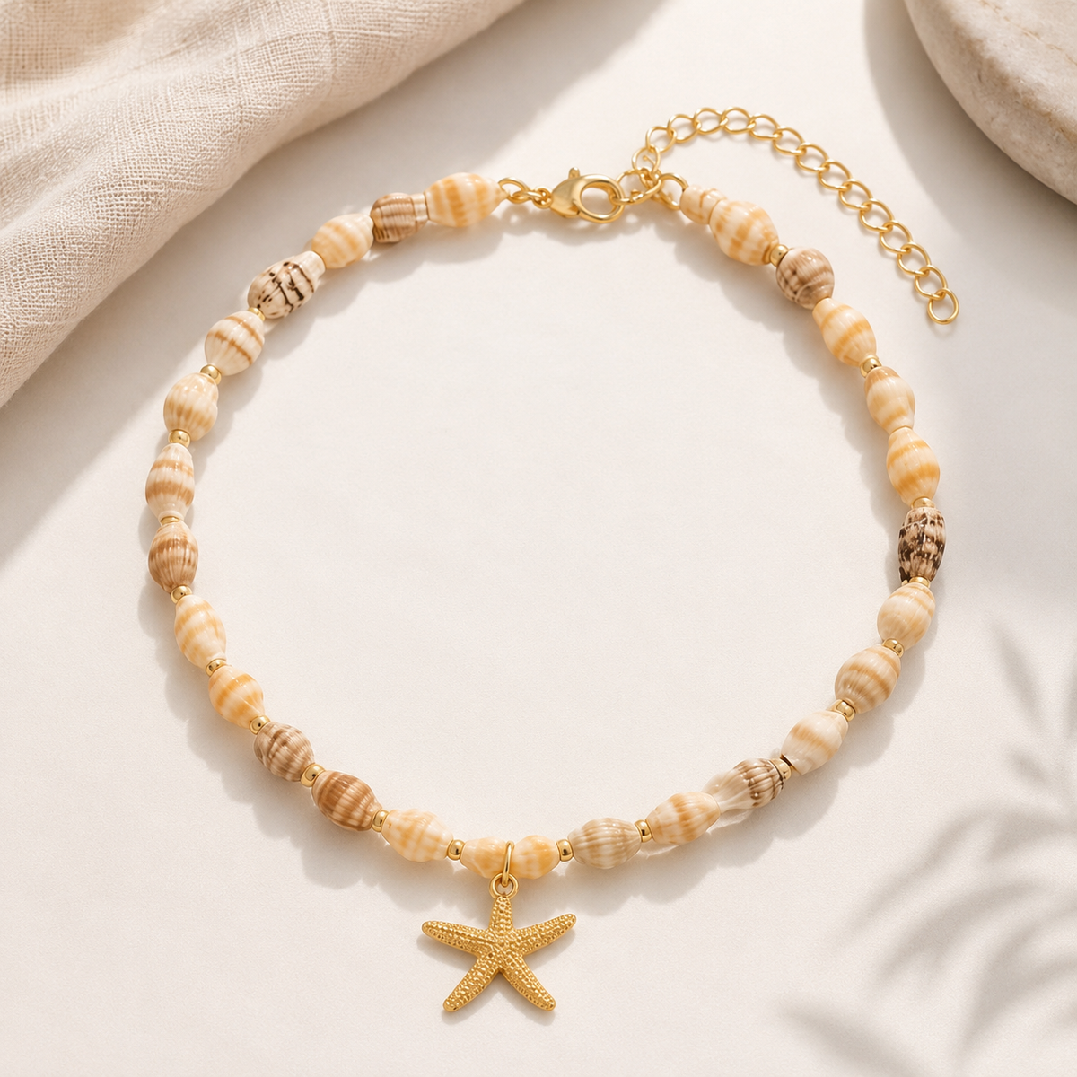 Mariselle | Shell Necklace with Starfish Pendant